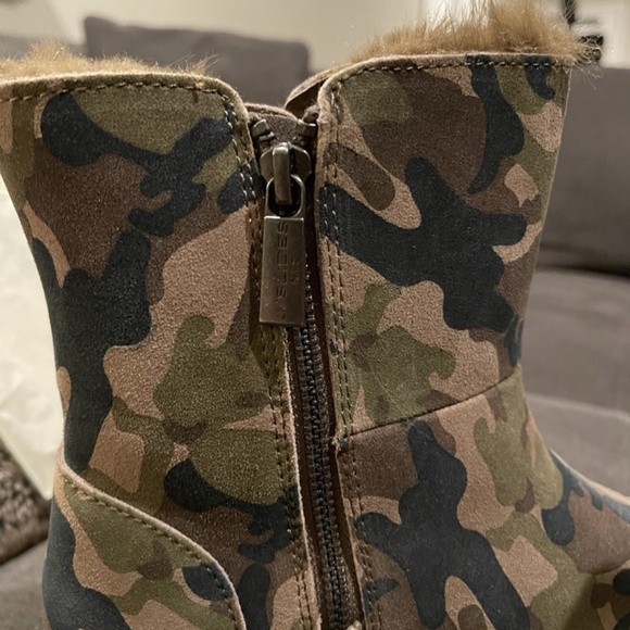JD Slides Green Camo Suede Victory Boots Faux Fur Size 8.5 Booties - Picture 13 of 16